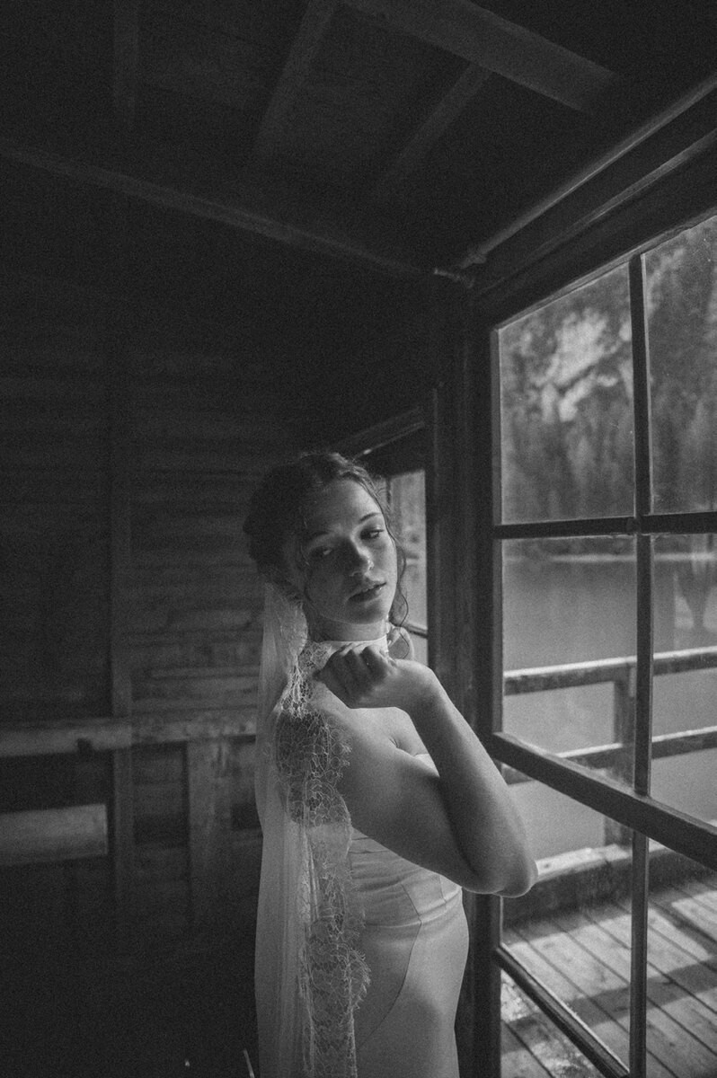 Bride in a cabin, black and white